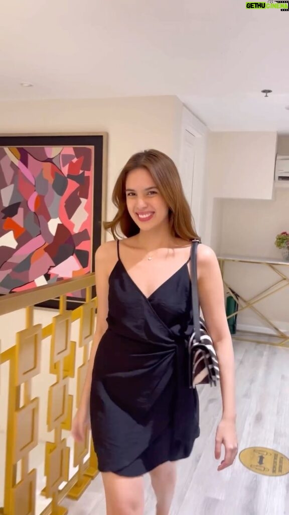 Michelle Vito Instagram - This will be.. the one I’ve waited for a visit at @cathyvalenciaskinclinic 🤍 treatments matcha collagen 🥺🫶🏻 Wearing: @hm @coach @ssilifeph