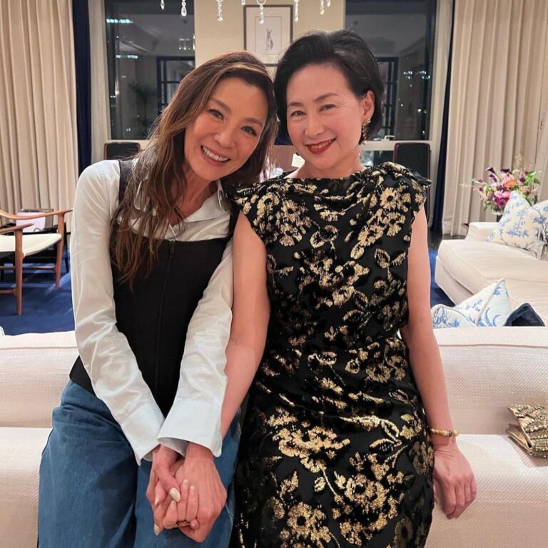 Michelle Yeoh Instagram - Shanghai… I’ve missed you and my friends 😎💖✨