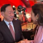 Michelle Yeoh Instagram - Very happy to be back and meet so many old friends and the new ones too! 🥰✨🥂 Thank you @HSBC for inviting me to their Global Investment Summit in Hong Kong.
