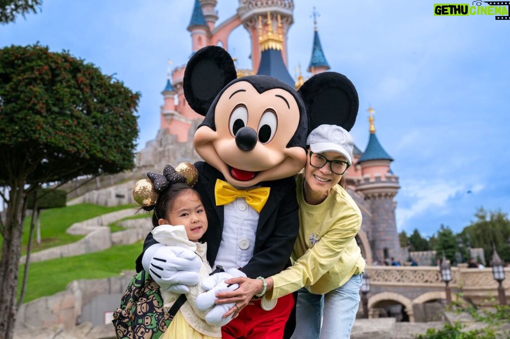 Michelle Yeoh Instagram - Such a fab fun day with my babes & came home with a Princess 😎🙏✨ thkq Mickey 🥰