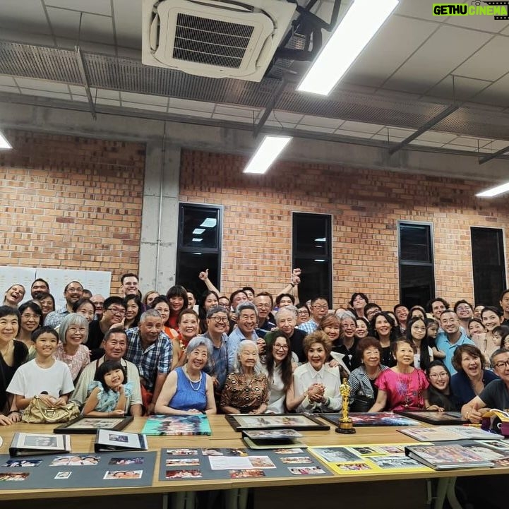 Michelle Yeoh Instagram - In Ipoh and was so happy so many siblings, cousins, family came from all around the world to celebrate ❤ Thkq to Lim family for hosting us all at their fantastic museum! 😘