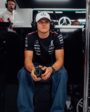 Mick Schumacher Instagram - Saturday in Barcelona 🇪🇸

📸 @mercedesamgf1