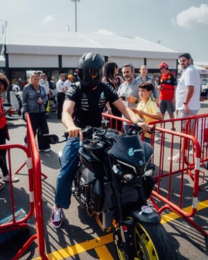 Mick Schumacher Instagram - Saturday in Barcelona 🇪🇸

📸 @mercedesamgf1