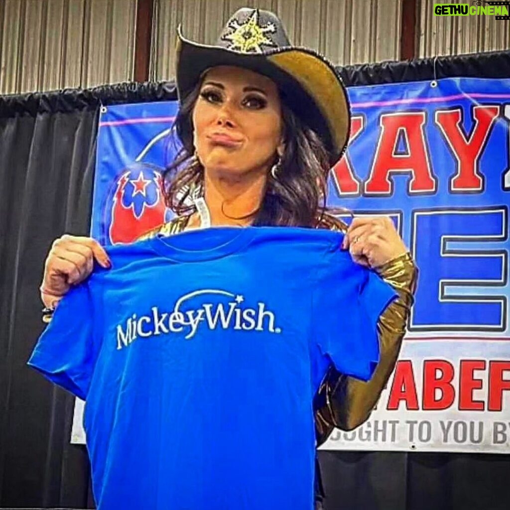 Mickie James Instagram - 2 MICKIES ARE BETTER THAN 1 No one at @kayfabefest expected @themickiejames to find herself dealing with the antics of the self-professed "Face Of WildKat" Mickey Drama The delusional @themickeydrama found himself in hot water after declaring himself the #1 Mickey at the event, leading to a heated discussion between Mr. Drama and Hardcore County Mickie James #mickiejames #kayfabefest #lukehawx #mickeydrama #wildkatsports #ifitaintwildkatitaintwrestling