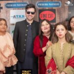 Mikaal Zulfiqar Instagram – Great Turn out at the screening of MBG in Sydney. 

Wearing @emraanrajput

@zeefarooki @hafsazfarooqi