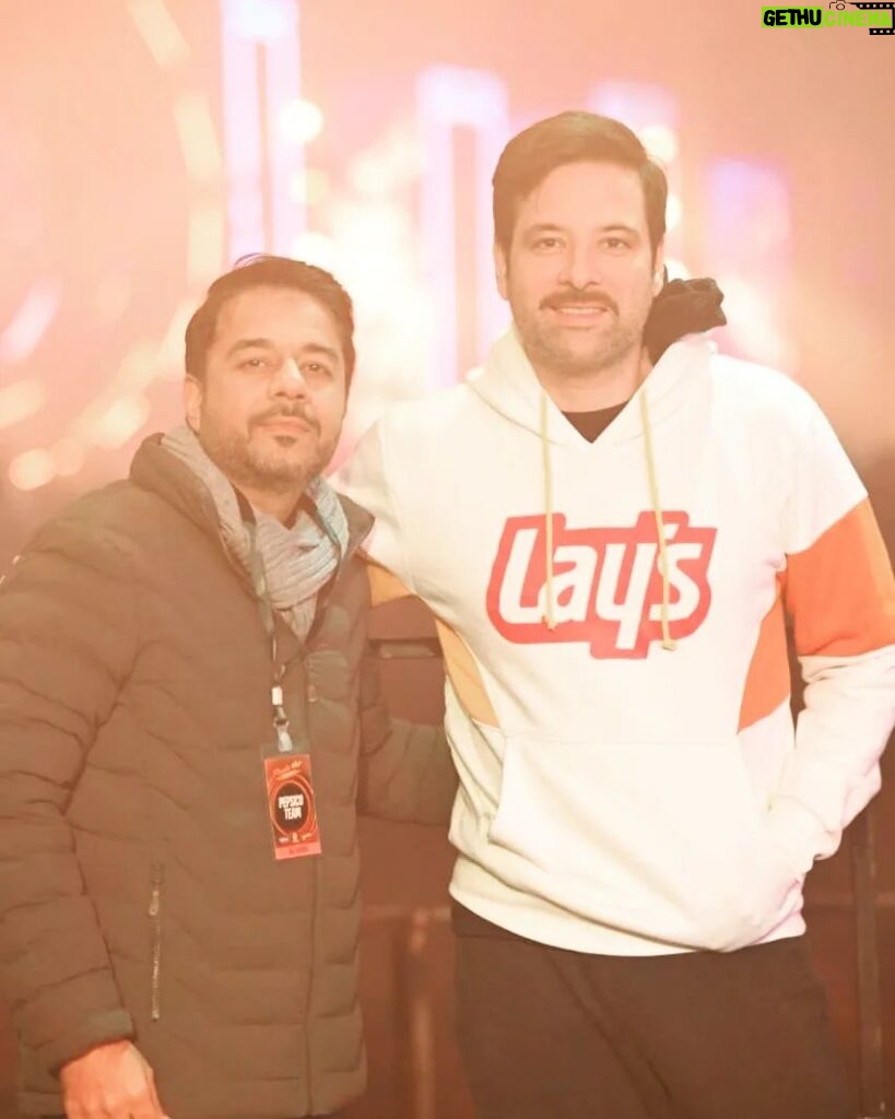 Mikaal Zulfiqar Instagram - #AboutLastNight Took the girls to the @flaminhot.soundfest Event. We all had a blast. Super event by @jbnjaws Celebrity Management @thinkepic #FlaminHotSoundfest