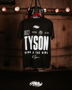 Mike Tyson Instagram - “Stand in my corner”

#PaulTyson

@miketysoncollection 
@tysonpro