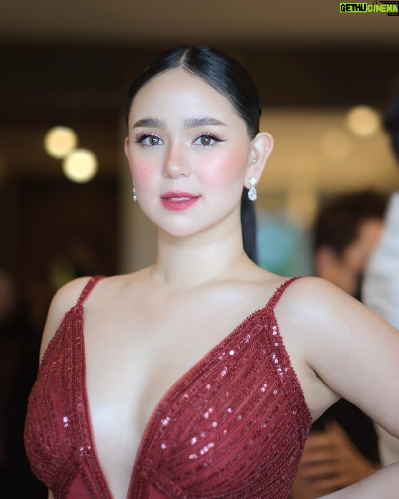 Mikee Quintos Instagram - Another natural light shot for my beautiful muse @mikee for #GMABall2023 Hair by @hairsetbydoms Gown by @anthonyramirez_official #PaulUnatingMakeUp #MikeeQuintos #Celebrity #Ball #GmaBall #PeautyBeauty #CalltimeBlush #SultryLook #GalaNight