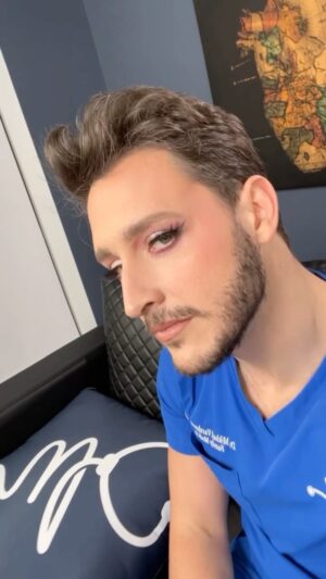 Mikhail Varshavski Instagram - Is this a vybe?  @mannymua733 🥊❤️🐡 #glam #makeuptutorial
