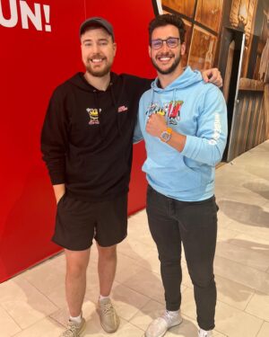 Mikhail Varshavski Instagram - Cheers to the homie @mrbeast on his incredibly successful @mrbeastburger launch in the @americandream mall 🎉 Wishing you the best brotha 🙏🏼