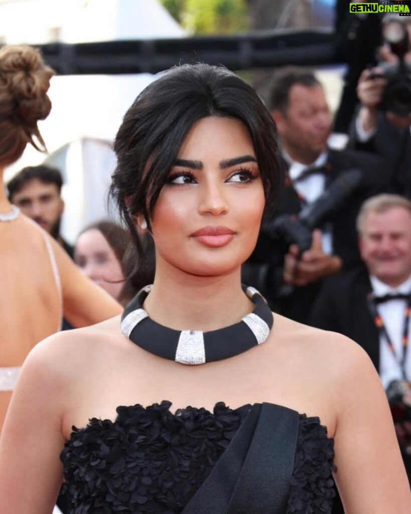 Mila Alzahrani Instagram - The 77th @festivaldecannes for the screening of the incredible “Horizon: An American Saga” by Kevin Costner with my @Boucheron family. ‎‏Had the pleasure of being the first to showcase this beautiful black Torque from the 2024 Carte Blanche collection called ‘Or Bleu.’ ‎‏Jewelry: @boucheron ‎‏Dress: @ramialaliofficial ‎‏Stylist: @osamachabbi ‎‏Makeup: @giuliacohen ‎‏Hair: @alexis.parente ‎‏Management: @wearehalocollective