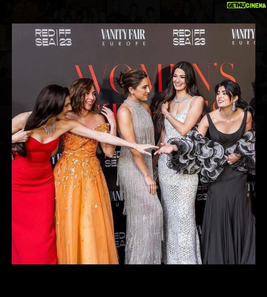 Mila Alzahrani Instagram - ‎من حفل عشاء @redseafilm و @vanityfair على هامش مهرجان كان السينمائي واحتفالاً بالأصوات النسائية البارزه في السينما وتسليط الضوء على انجازات المرأه في عالم صناعة السينما تم تكريم ستة مواهب نسائية بارزه وفخوره بأن كنت احداهن ♥️ ‎شكراً لدعمكم اللامحدود ونعدكم بأن نكون على قدر المسؤوليه From the dinner party hosted by @redseafilm and @vanityfair , celebrating prominent female voices in cinema and highlighting the achievements of women in the film industry. Six outstanding female talents were honored, and I am proud to have been one of them ♥️. Thank you for your endless support and we promise to live up to the responsibility.