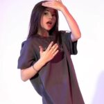 Milana Khametova Instagram - Всю неделю дарю вам подарки🎁 Подробности в сторис, тг, ВК и Likee! го🚀