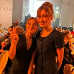 Milana Khametova Instagram - Вчера я присутствовала на Гала-ужине @peopletalkru , приуроченном к Первой церемонии награждения участников проекта «Герои PEOPLETALK” И получила награду в номинации «Открытие Года»⭐️ Еще раз хочу поблагодарить @peopletalkru за такую высокую оценку моей работы и престижную награду! Отдельная благодарность моей команде @dava_m @anna.makovskaya за колоссальную работу, за моё развитие и за наши результаты! Ведь, если это отмечают такие высокие эксперты, значит всё мы делаем правильно и идем верным путём! ⭐️