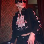 Milana Petrova Instagram - Новый трек через неделю 🤪