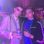 Milana Petrova Instagram - Нас двое, но тратим за десятерых
