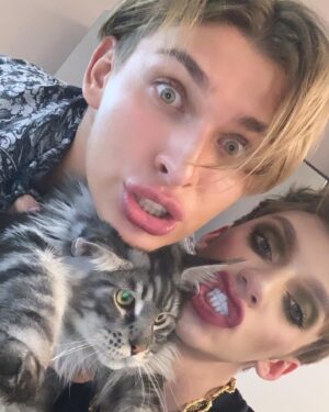 Milana Petrova Instagram - Ахаххаха как я соскучился по таким кадрам! 🤣 Листайте карусель 🤡