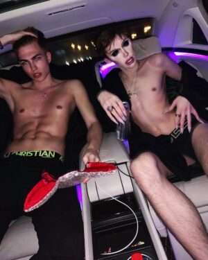 Milana Petrova Instagram - 🤙🏻🤙🏻🤙🏻