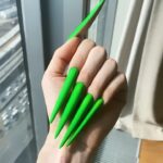 Milana Petrova Instagram - Пейте больше кальция и магния и у вас будут такие же крепкие ногти 🔥