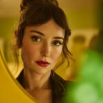 Milana Vayntrub Instagram - A tiny bit more face. Photographer: @mathieuyoung Producer: @imannalangston Stylist: @carlee_wallace  Hair: @bryangaw Makeup: @karinamoore Photo Assistant: @louieheredia Lighting: @elliotsmithhastie.photo