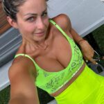 Milena Torres Instagram - 💚💛 #nofilter #nomakeup #loveyourself
