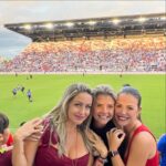 Milena Torres Instagram - Hoy y siempre tenemos un compromiso con nuestro equipo 🇻🇪 Con la Fe intacta y el corazón latiendo a mil 💓❤️ MANO TENGO FE !!!!!!! @fvf_oficial @selevinotinto @ligafutve