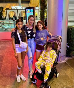 Milena Torres Instagram - Parece mentira que mis tres hijos ya esten tan grandes 🥹