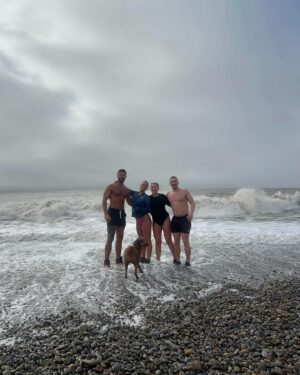 Millie Court Instagram - Family day out down the beach… these mad welshies made me run into the sea 😳🤣🌊