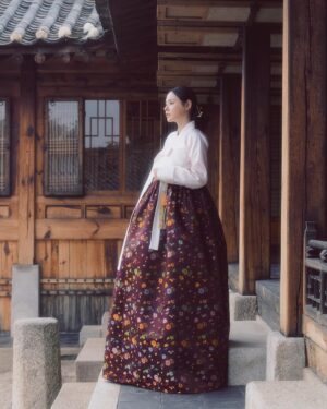 Min Hyo-rin Instagram - 🥰😍💕🙏🏻🙆‍♀️