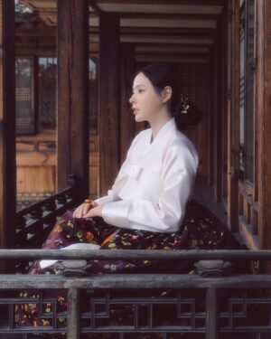 Min Hyo-rin Instagram - 🥰😍💕🙏🏻🙆‍♀️