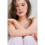 Min Hyo-rin Instagram - 💕@cliniquekorea @ellekorea