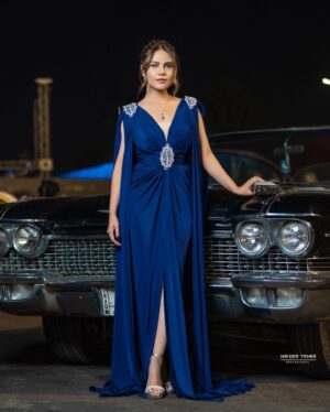 Mina Nour El Din Instagram - نضف عمرك من الفات عيش ويه اليريدونك 💙. Taken by : @haider_photo22a