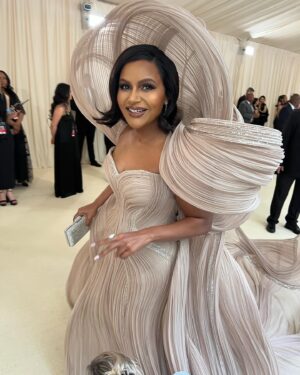 Mindy Kaling Instagram - They say it takes a village but in this instance it was just me. No help.