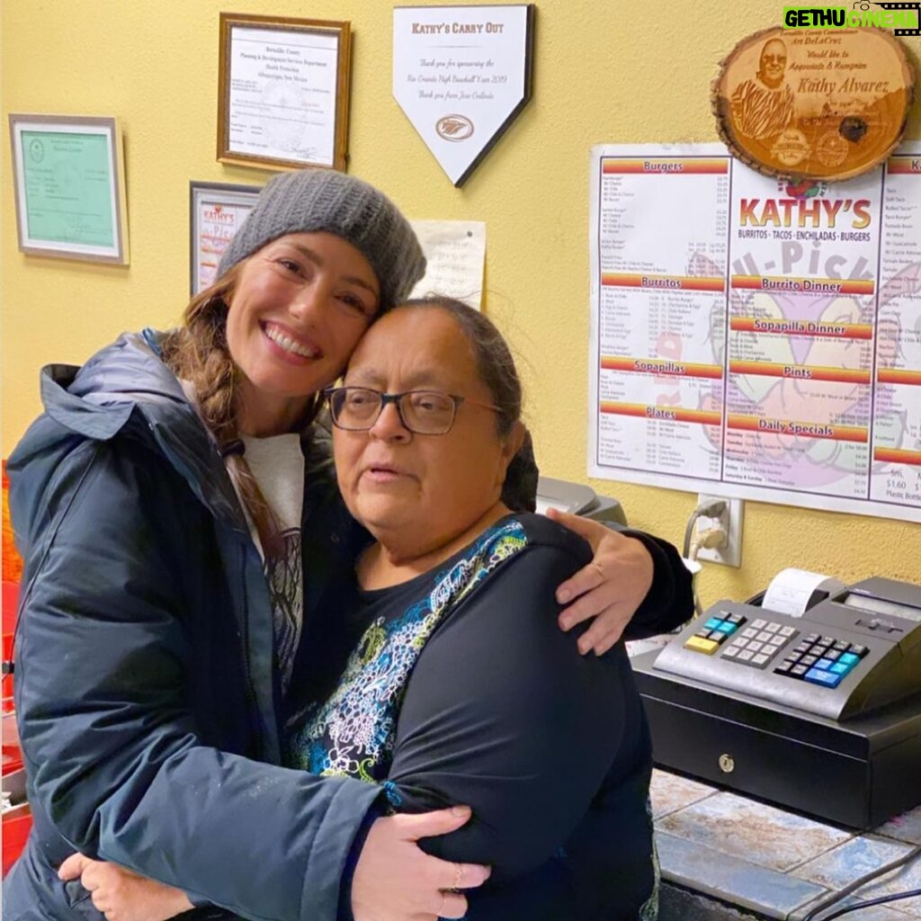 Minka Kelly Instagram - If you’re in Albuquerque and you’re wondering where to find the best New Mexican, Spanish food please do yourself a favor and visit Kathy. I’m not just saying that because I grew up eating her food or that she was like a daughter to my grandfather and he taught her everything he knew or that the best taco meat in the world is his very special recipe. It’s just simply the best and I’ve waited way too long (15 years) to come home and taste it again. It was exactly the way I remembered it. The tamales, tacos, taco burgers, the meat sopapillas - all with green chile - and of the course the plain sopapillas with honey are just a few of my favorites. I miss it already. ❤️💚 Kathy's Carry Out