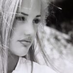 Minka Kelly Instagram - Old photos that didn’t make the cut for Tell Me Everything. You couldn’t tell me nothin’ bout my eye OR lip liner back then! Whew!