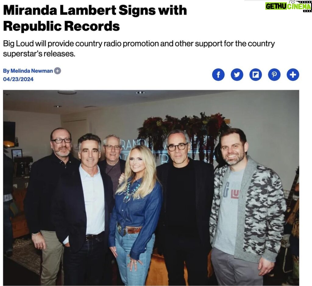 Miranda Lambert Instagram - I’m thrilled to let y’all know that I signed a record deal with @republicrecords in partnership with @bigloud. From my beginning conversations with Monte Lipman, I could tell they appreciate music, they appreciate art, and they’d give me the freedom to create and stay true to myself. Both the teams at Republic & Big Loud are bringing such energy. Having a new home has given me a hunger I didn’t realize I still had inside me. Fired up to enter this next chapter. 🔥 📸 @juliadrummond