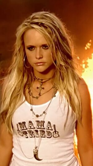 Miranda Lambert Instagram - She set it all on fire…🔥