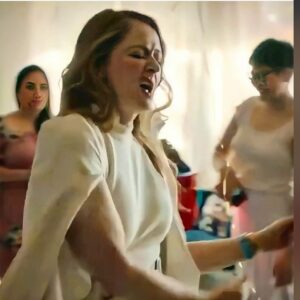 Miranda Otto Instagram - Dance like you can’t feel your face. 👗💰👠🤪💎👑🎬🎬🎬#sbs #theunusualsuspects #forthekids #dancingwithmyself #8days