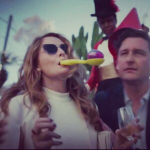 Miranda Otto Instagram - Eggs will roll. 🥚🥚🥚🥚💎👗👠🇵🇭🇦🇺🎬✈️💰🔥#theunusualsuspects #sbs #childrensentertainer #justdoit #winning #livinglargeandlovinglife #yolo