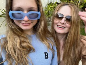 Miranda Otto Instagram - Missing Aussie Summer. #becandbridge #domysunglassesmatchmyoutfit #lookingforthesun