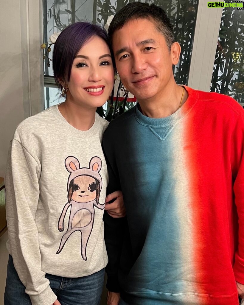 Miriam Yeung Chin-Wah Instagram - 🎥🤭 青馬天地連一線 萬丈大佛面向西 風和日麗旱天雷 愛你變成害死你 #葉孤紅 #賴料布 I’m so happy 💜