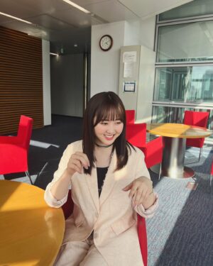Miyu Honda Instagram - 望結先輩と会議中。