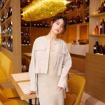 Mizuki Yamamoto Instagram - ⋆⸜☾⸝‍⋆ 夜分遅くに申し訳ありません。 L'Occitane SHIBUYA TOKYOが 明日4月27日（土）にオープンします。 ひと足先に、お邪魔してきました。 プロヴァンス地方をイメージした店内は、 美しく、とても心地よい空間でした。 ラベンダーの額縁のような窓から見えるスクランブル交差点も素敵。 シャンプー等のボトルに中身を詰め替えられるスペースが設置されていたり、サスティナブルを意識した取り組みもされているそうです。 お料理もとっても美味しく、楽しませて頂きました☆ #ロクシタン #loccitane #ロクシタン渋谷 #pr