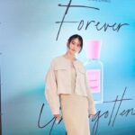 Mizuki Yamamoto Instagram - ⋆⸜☾⸝‍⋆ 夜分遅くに申し訳ありません。 L'Occitane SHIBUYA TOKYOが 明日4月27日（土）にオープンします。 ひと足先に、お邪魔してきました。 プロヴァンス地方をイメージした店内は、 美しく、とても心地よい空間でした。 ラベンダーの額縁のような窓から見えるスクランブル交差点も素敵。 シャンプー等のボトルに中身を詰め替えられるスペースが設置されていたり、サスティナブルを意識した取り組みもされているそうです。 お料理もとっても美味しく、楽しませて頂きました☆ #ロクシタン #loccitane #ロクシタン渋谷 #pr