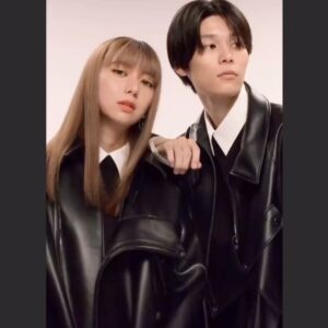 Moka Kamishiraishi Instagram - ADEAM×GINZA
上白石萌歌と萩原利久が着る
〈アディアム イチ〉の洗練された
ストリート・スタイル

10年来のマブ、萩原利久氏とすてきなシューティングをしました！🌠
10年前の我々が見たらびっくりするだろうなぁ。。(笑)
素敵な機会を与えてくださったADEAMさま、GINZAさま
ありがとうございました！