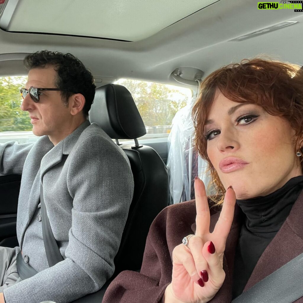 Molly Ringwald Instagram - On our way to a very special gig. Playing for "Ben's Lighthouse" a foundation that was created in honor of Ben Wheeler. Please come out for a night of music. Edmond Town Hall, Newton CT show starts at 7pm Link in bio #benslighthouse