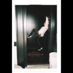 Molly Ringwald Instagram - What a ridiculously fun shoot! Link in bio. #coveteur #fashion #chelseahotel