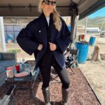 Molly Sims Instagram - Day and Night 😉