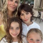 Molly Sims Instagram - Grateful. Full. Blessed. 31 one is feeling so good 😉 and NO SPORTS this weekend.