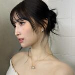Momo Hirai Instagram - この春にぴったりなTASAKIの SAKURAGOLD ‘balance neo’のイヤリングとネックレス。🤍🤍 @tasaki_intl #TASAKI #TASAKIbalance #SAKURAGOLD #PR #Japan